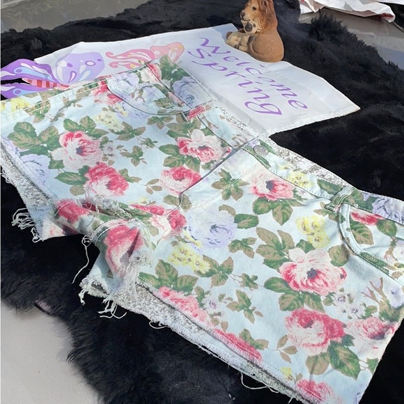 Flip Side 2 Sided Blue Jean Short Shorts Floral Gray Denim Frayed Hem Juniors 17 - Picture 7 of 16